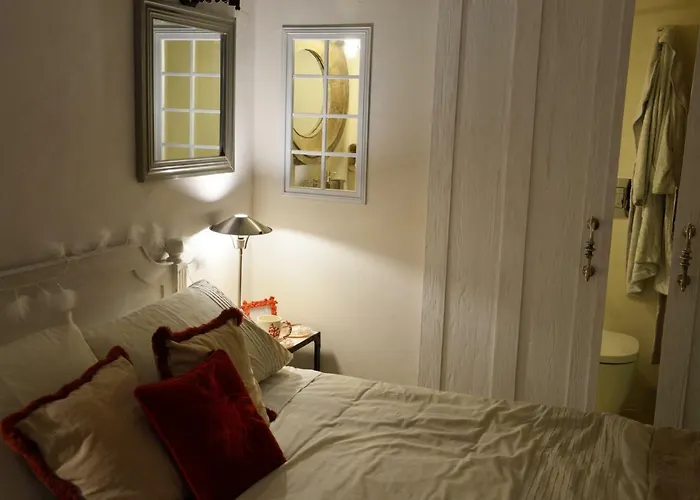 Mare Old Town Center Guest house