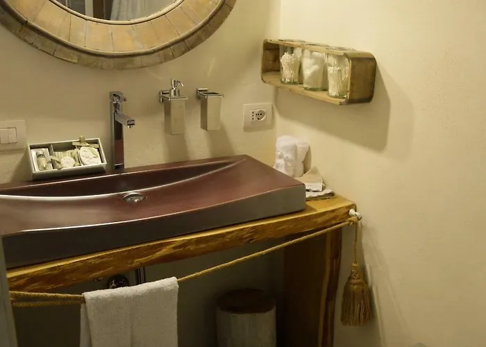 Mare Old Town Center 4*