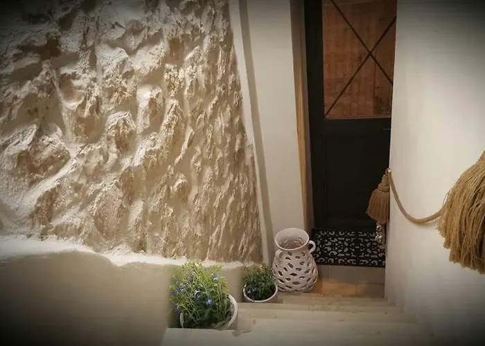 Mare Old Town Center Бари