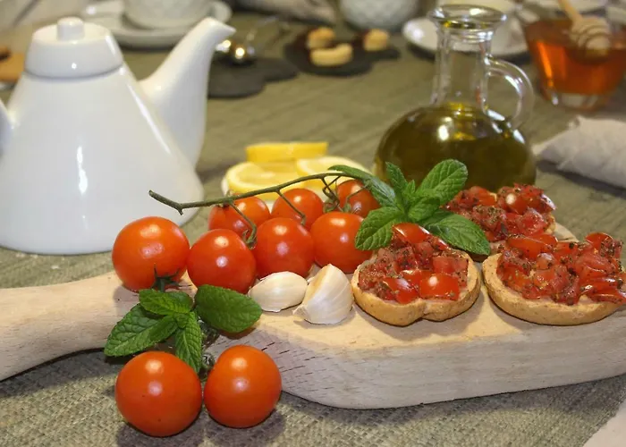 Mare Old Town Center 4*