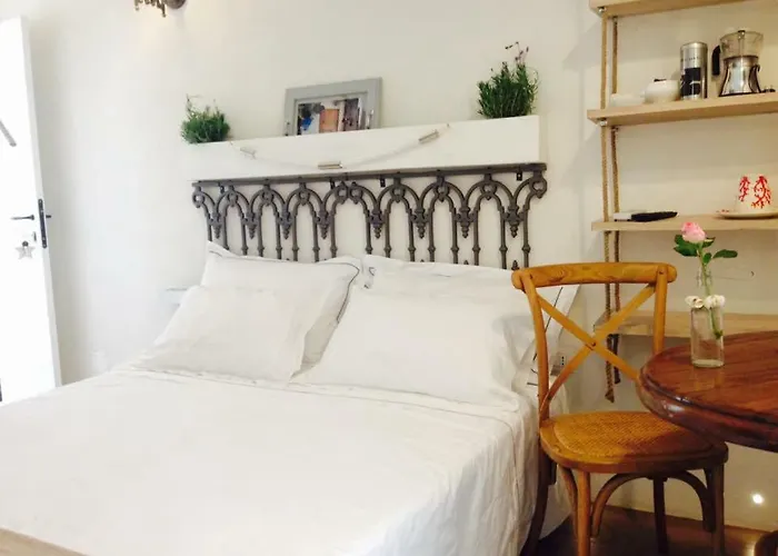 Mare Old Town Center